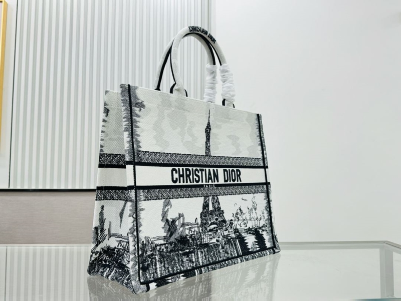 Dior Shopping Bags